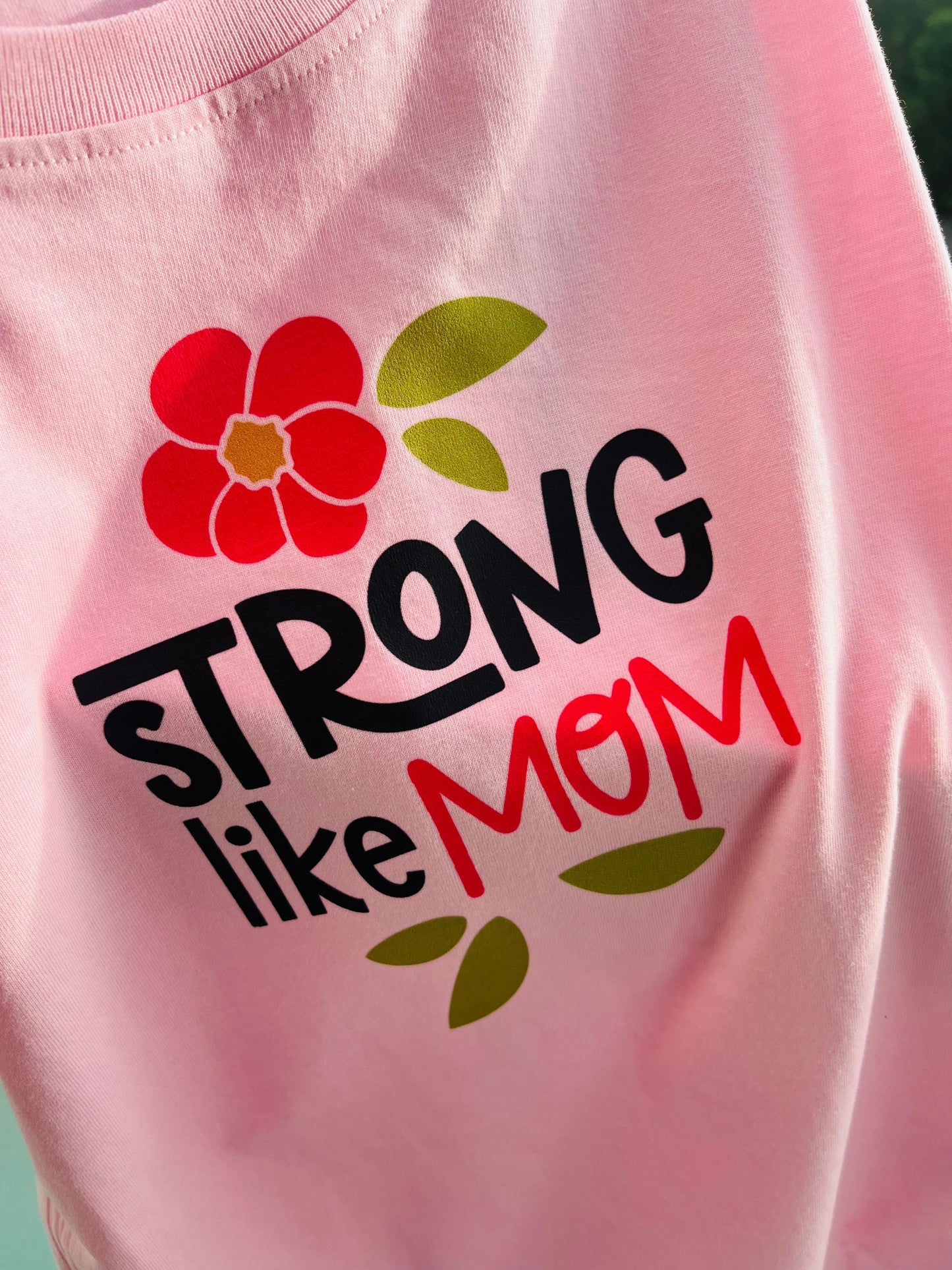 Kids T-Shirt - Strong like mom (Unisex)
