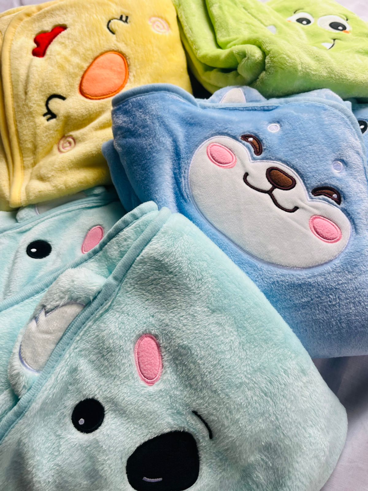 Light Green Soft Towel/Blanket - Premium | Soft | Cozy | Skin-Friendly | (0 Months to 30 Months)