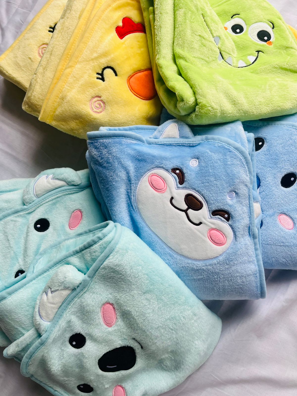 Golden Brown Soft Towel/Blanket - Premium | Soft | Cozy | Skin-Friendly | (0 Months to 30 Months)
