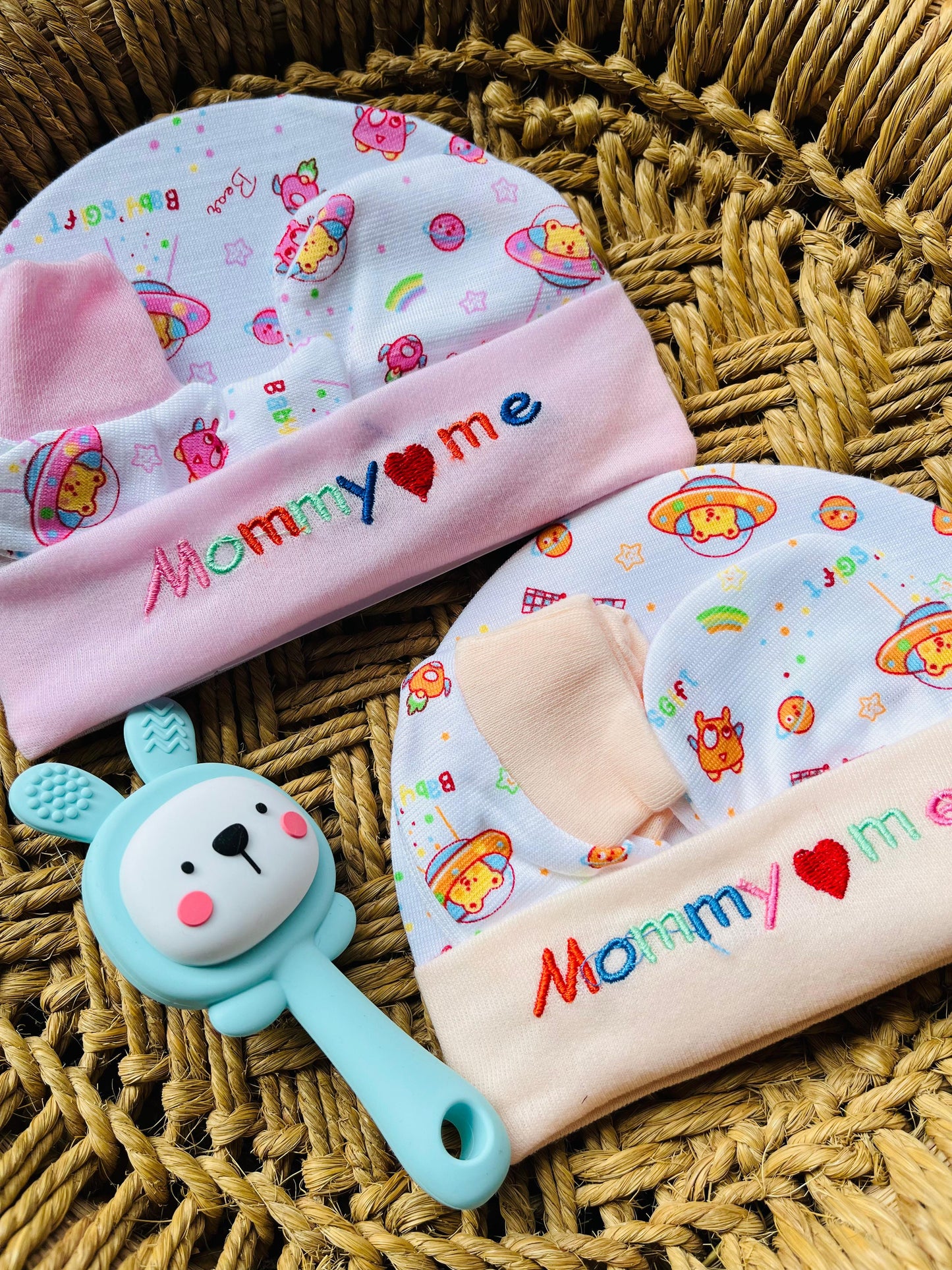 Cap and Mitten | Set of 4 | Pair of Socks, Gloves and Cap ( 0 - 12 Months) Printed Peach, Yellow, Blue and Mint Set