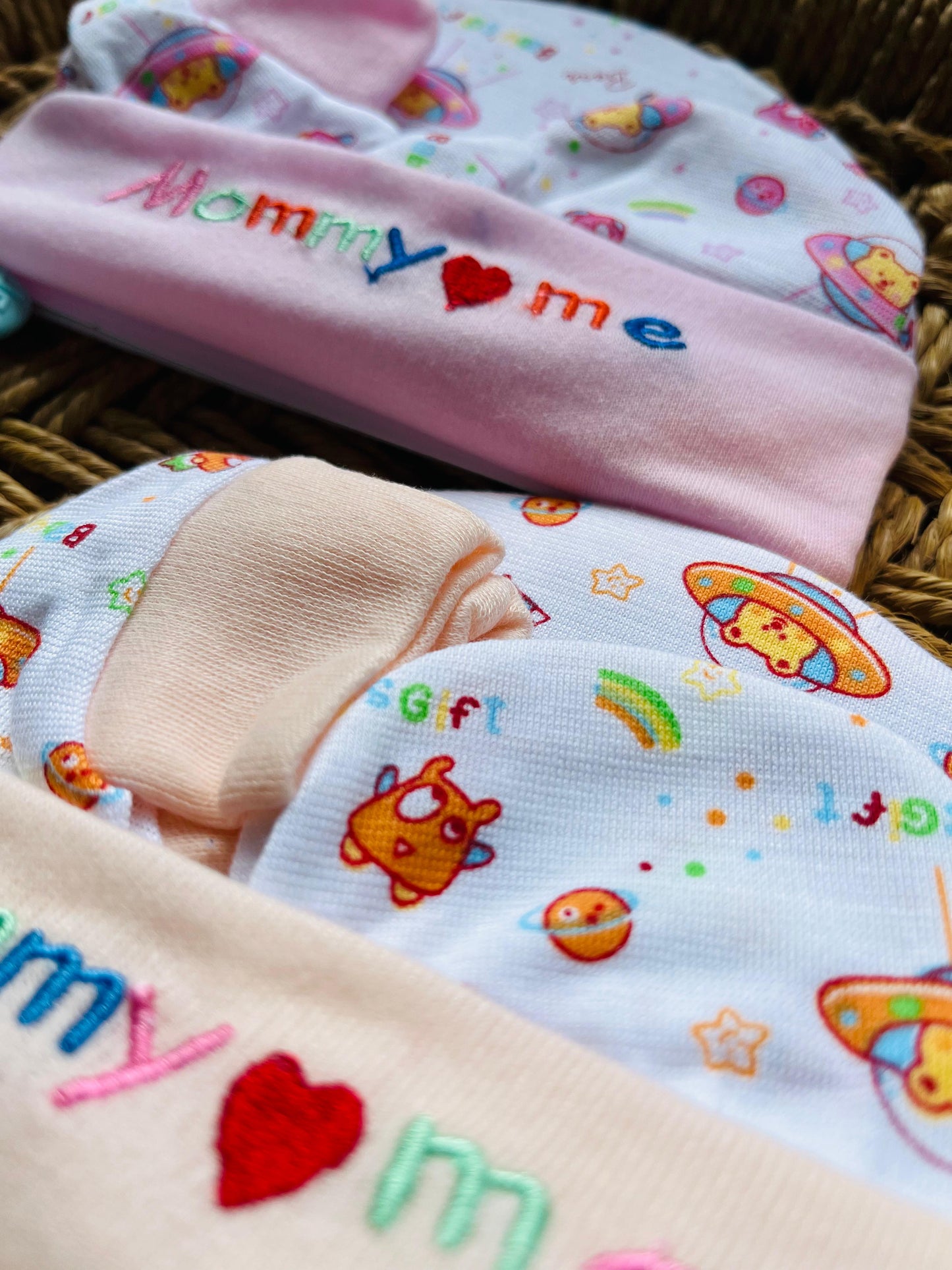 Cap and Mitten | Set of 4 | Pair of Socks, Gloves and Cap ( 0 - 12 Months) Printed Peach, Yellow, Blue and Mint Set