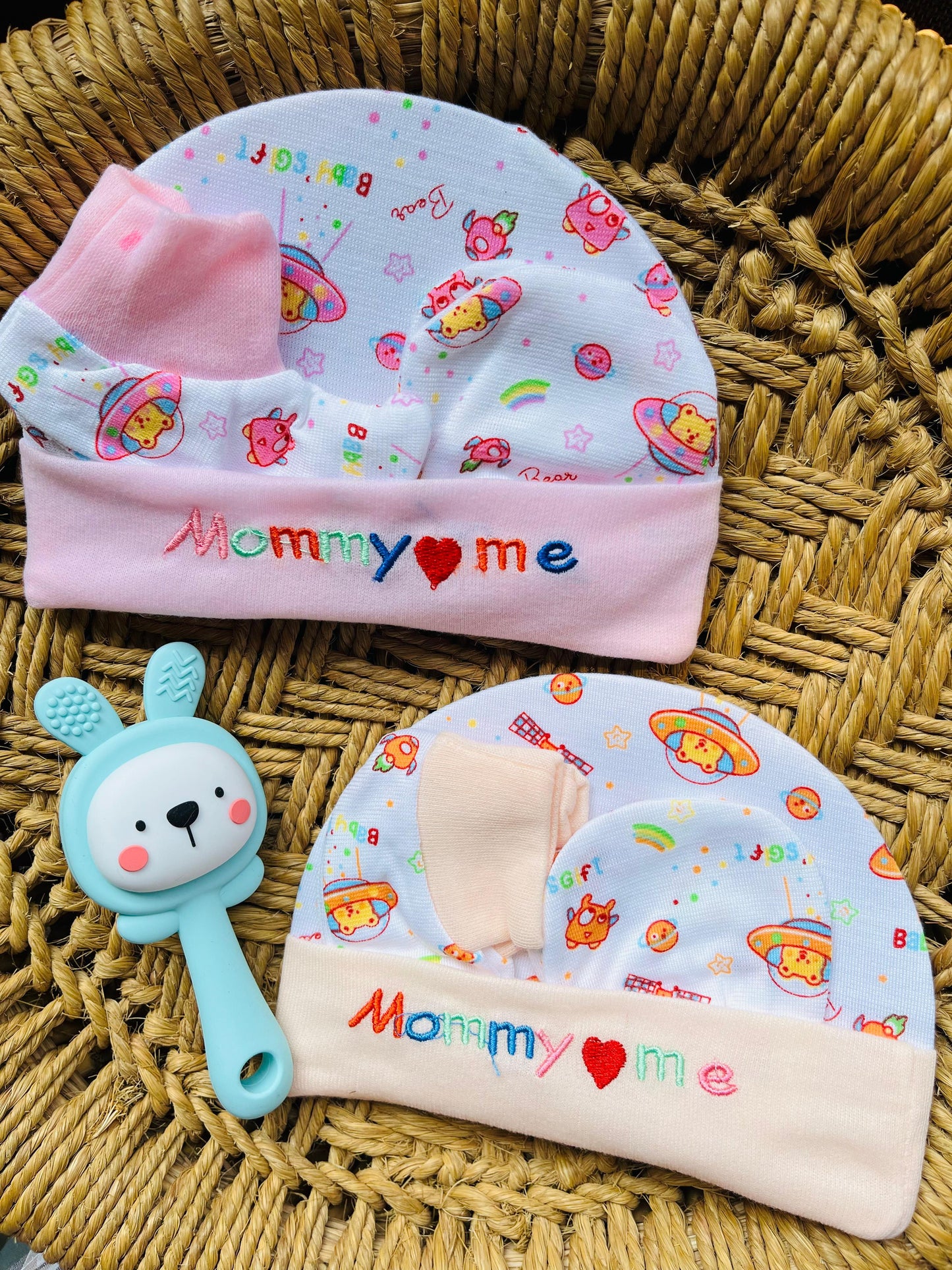 Cap and Mitten | Set of 4 | Pair of Socks, Gloves and Cap ( 0 - 12 Months) Printed Peach, Yellow, Blue and Mint Set