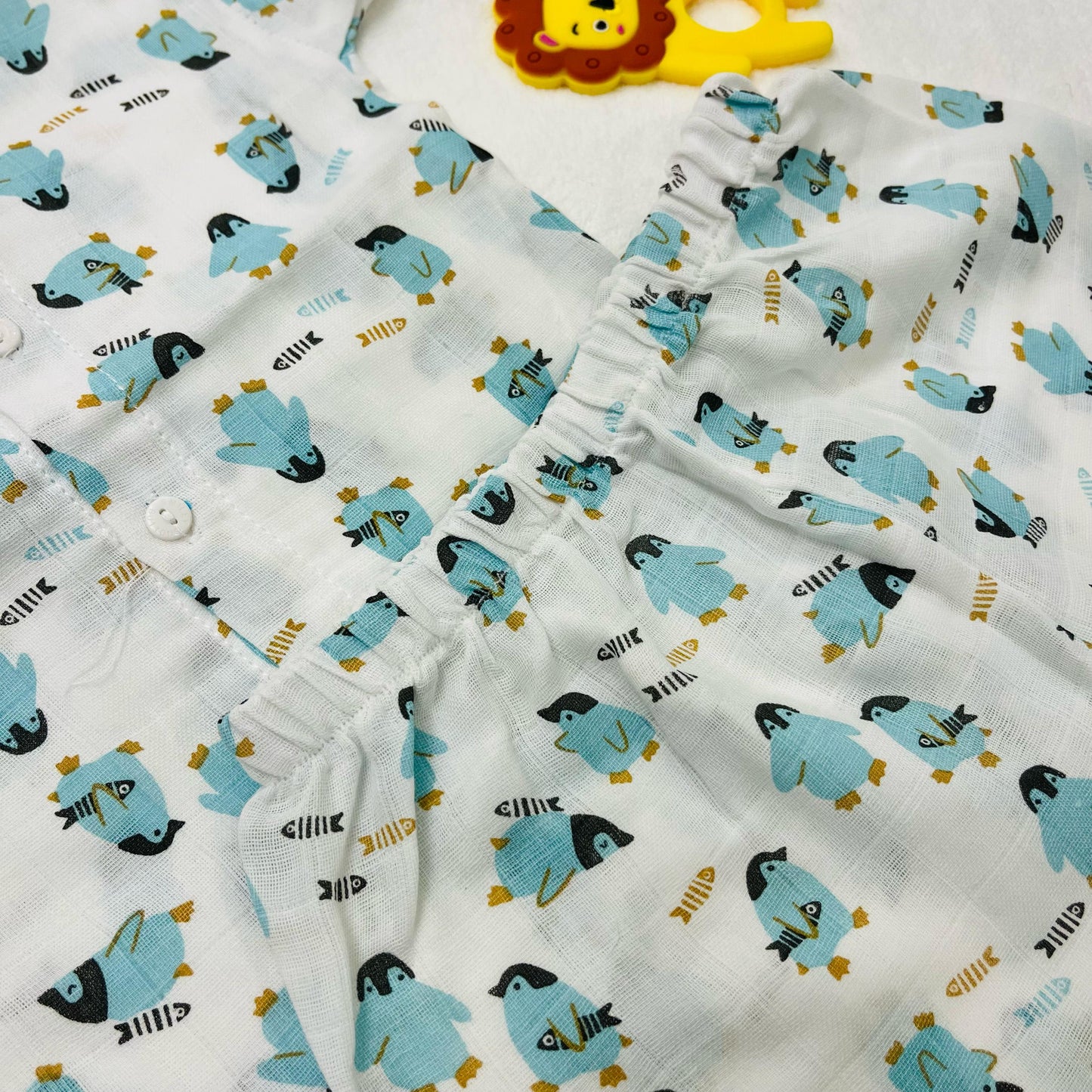 Pure Muslin Co-Ord Set | 6 Months - 24 Months | Pure Muslin | Penguin & Fish| Unisex