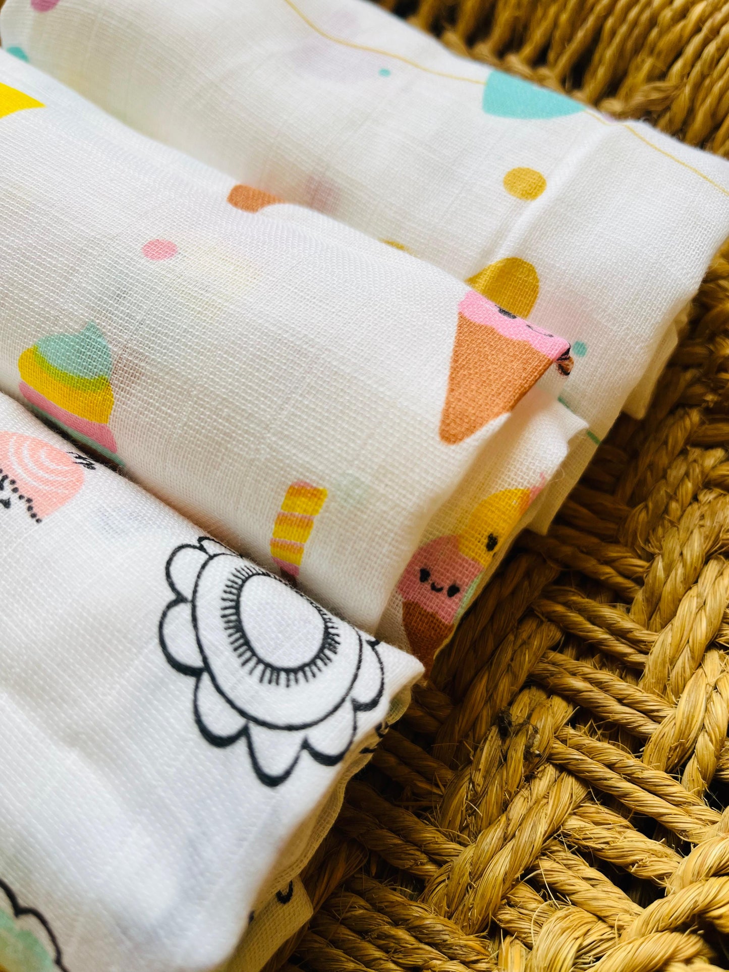 Organic Muslin Cotton Baby Towel | Set of 3 | Daisy Combo - 90 x 45 Cms
